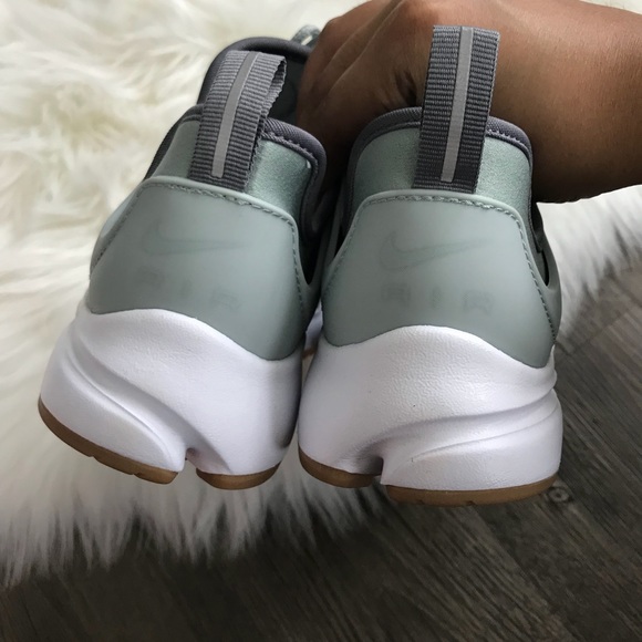 Brand New Nike Air Presto Light Pumice - Picture 3 of 6